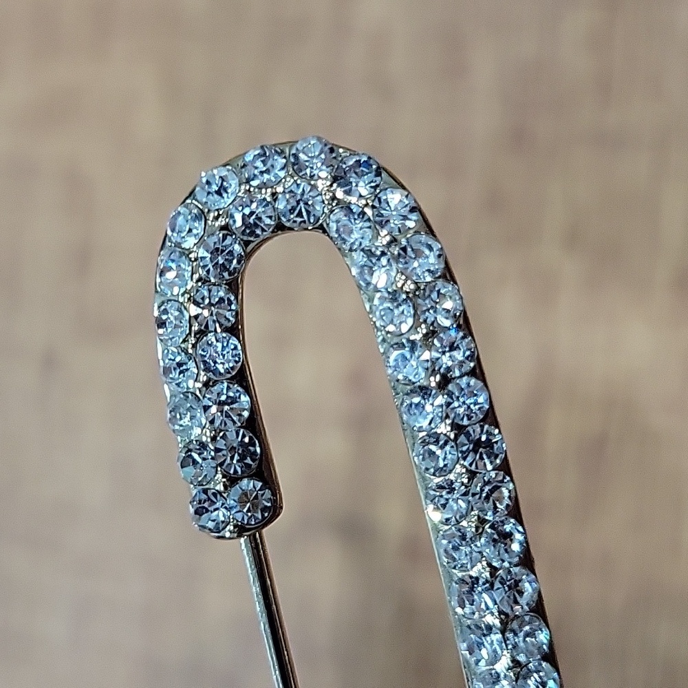 Vintage Rhinestone Crystal Brooch Pin - Picture 9 of 10